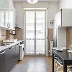 Guesthost - Modern & Bright Apartment! 公寓 佛罗伦萨