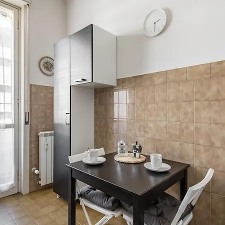 Guesthost - Modern & Bright Apartment! * Florencja
