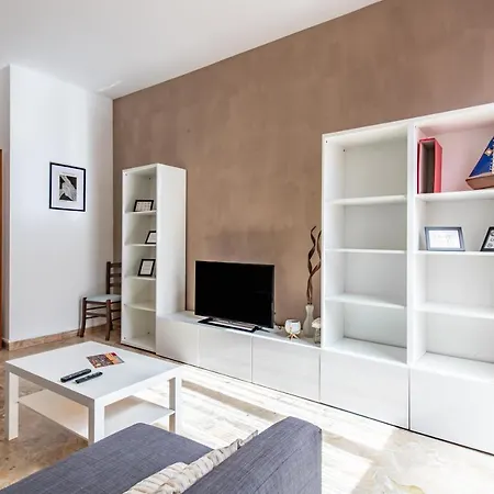 公寓 Guesthost - Modern & Bright Apartment!